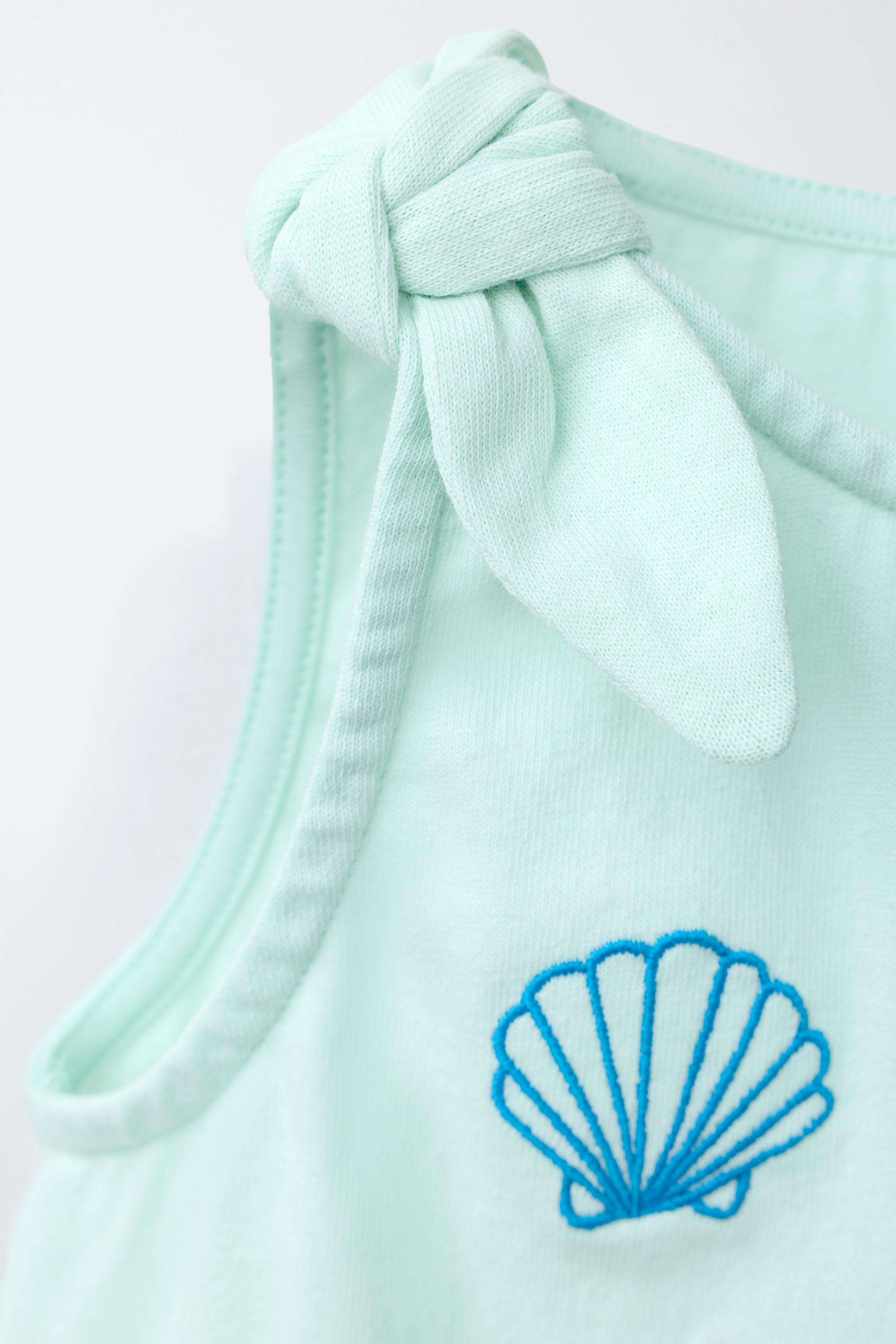 TROPICAL EMBROIDERED KNOT T-SHIRT